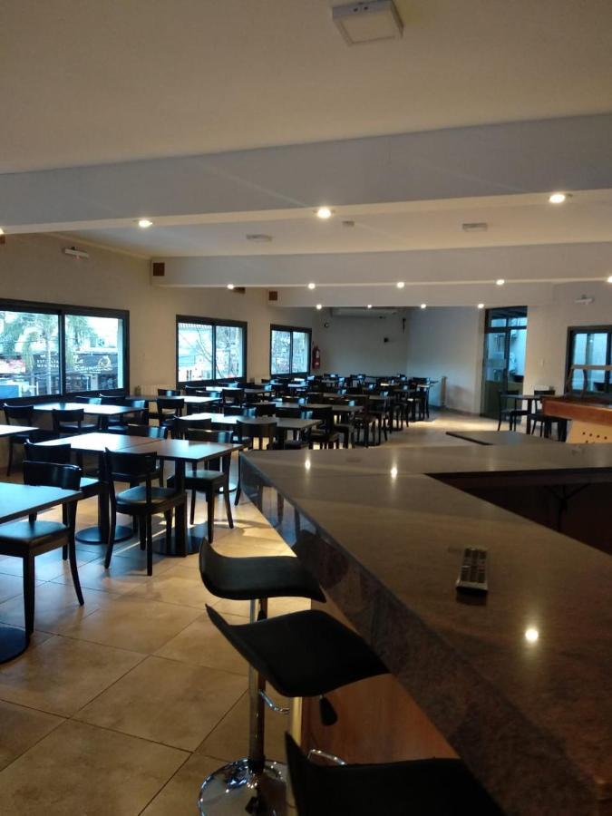 Hotel Hurlingham Вилья-Карлос-Пас Экстерьер фото